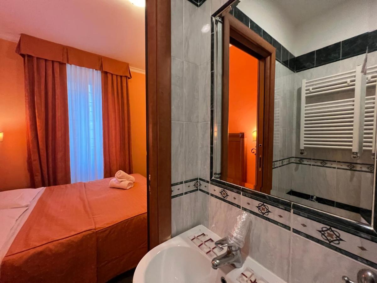 Baltico Hotel 2*
