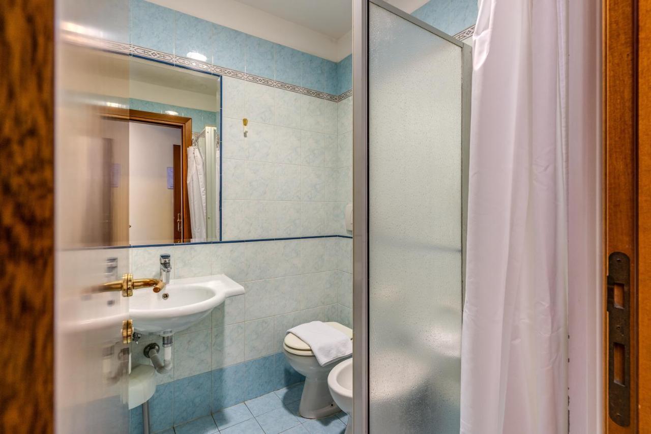 Baltico Hotel 2*